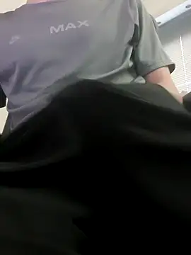 Snapshot of JayMac0 chatting on 11.17.25 JayMac0 online show from 11.17.25