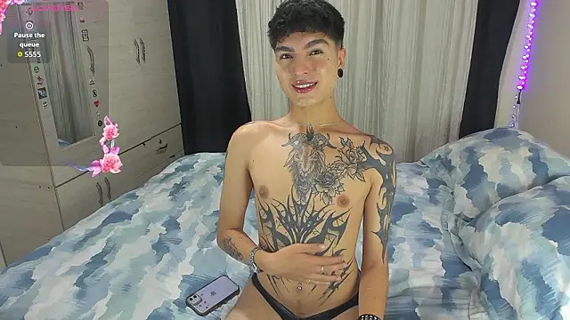 Snapshot of Dark_luckyyy chatting on 02.14.26 Dark luckyyy online show from 02.14.26