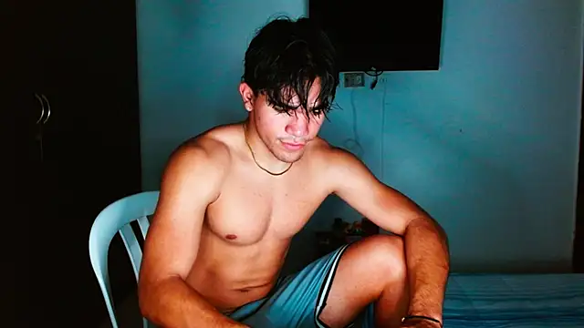 Snapshot of babysebasxxx chatting on 10.15.25 babysebasxxx online show from 10.15.25