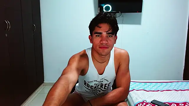 Snapshot of babysebasxxx chatting on 10.21.25 babysebasxxx online show from 10.21.25