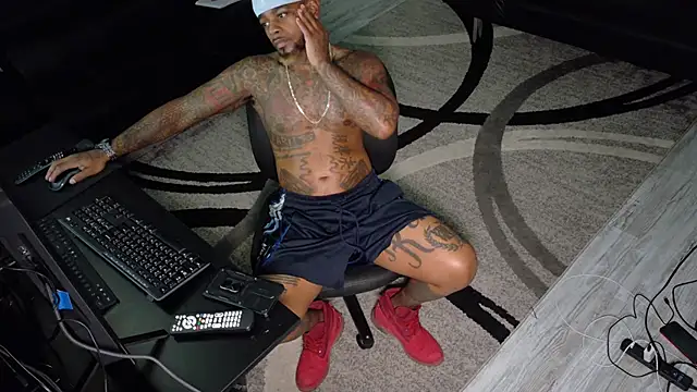 SLANGONDEMHOES online show from 09.13.25