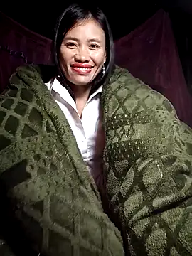 Snapshot of rubi_bae chatting on 12.16.25 rubi bae online show from 12.16.25