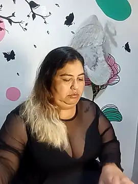 curvy diva  online show from 11.14.25