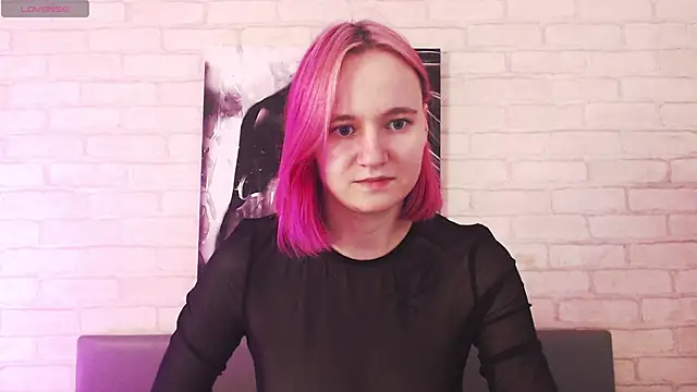 Ericha Stone online show from 09.25.25