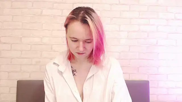 Ericha Stone online show from 12.14.25