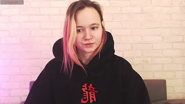 Ericha Stone online show from 03.18.26