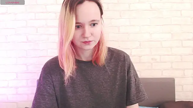 Ericha Stone online show from 03.31.26