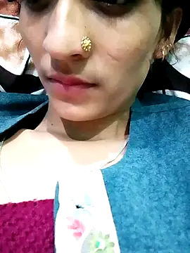 Snapshot of Pahadi_couple chatting on 10.07.25 Pahadi couple online show from 10.07.25