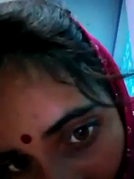 Snapshot of Pahadi_couple chatting on 11.21.25 Pahadi couple online show from 11.21.25