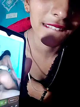 Snapshot of Pahadi_couple chatting on 11.27.25 Pahadi couple online show from 11.27.25