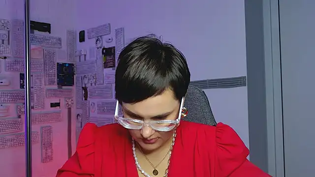 Snapshot of LauraDavidsons chatting on 09.14.25 LauraDavidsons online show from 09.14.25