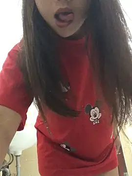 Snapshot of LiLy-0477 chatting on 09.27.25 LiLy-0477 online show from 09.27.25