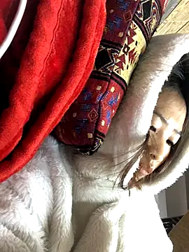 Snapshot of LiLy-0477 chatting on 10.09.25 LiLy-0477 online show from 10.09.25