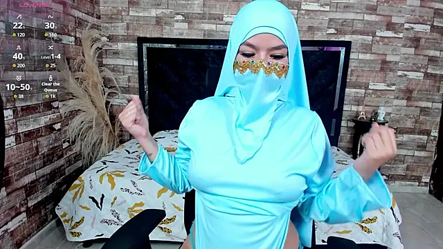 Snapshot of Amal_Bakir chatting on 10.17.25 Amal Bakir online show from 10.17.25