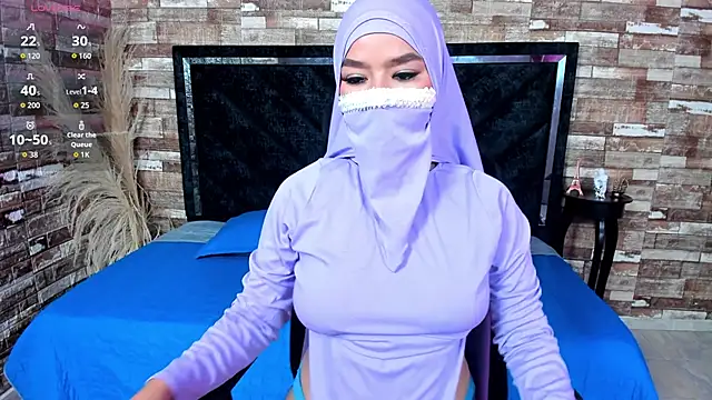 Snapshot of Amal_Bakir chatting on 10.24.25 Amal Bakir online show from 10.24.25