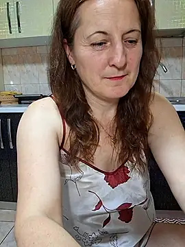 Fluturas2 online show from 11.17.25