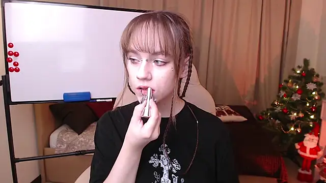 Jamie Chung online show from 12.18.25