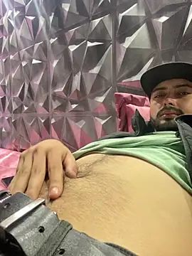 cristopher wallacee online show from 10.30.25