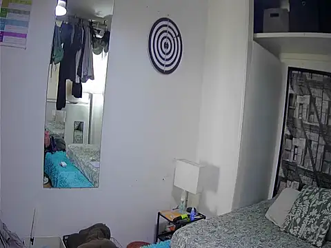 Snapshot of Romario28 chatting on 11.06.25 Romario28 online show from 11.06.25