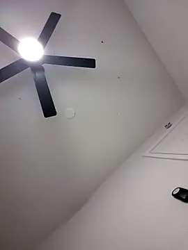 Snapshot of Philman25 chatting on 04.14.26 Philman25 online show from 04.14.26