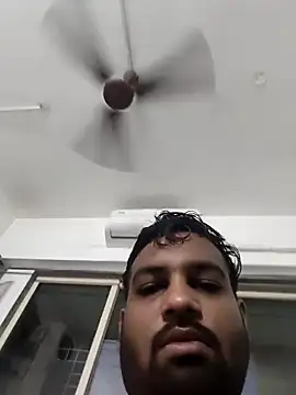 Snapshot of vinay_smalldick chatting on 04.20.26 vinay smalldick online show from 04.20.26