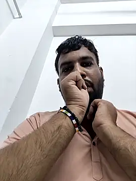 Snapshot of vinay_smalldick chatting on 04.22.26 vinay smalldick online show from 04.22.26