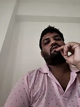 Snapshot of vinay_smalldick chatting on 04.23.26 vinay smalldick online show from 04.23.26