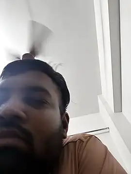 Snapshot of vinay_smalldick chatting on 04.25.26 vinay smalldick online show from 04.25.26