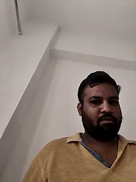 Snapshot of vinay_smalldick chatting on 05.01.26 vinay smalldick online show from 05.01.26