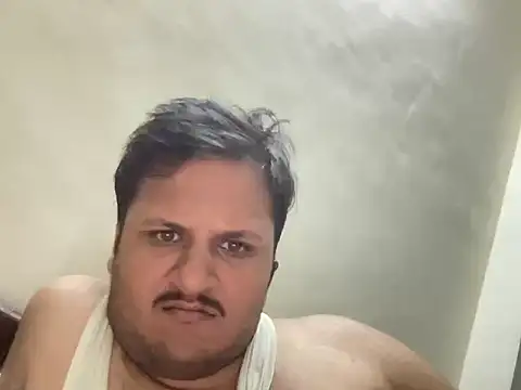 Snapshot of chiikuloveu chatting on 11.08.25 chiikuloveu online show from 11.08.25