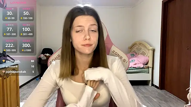 VibeQueenLucy online show from 09.15.25