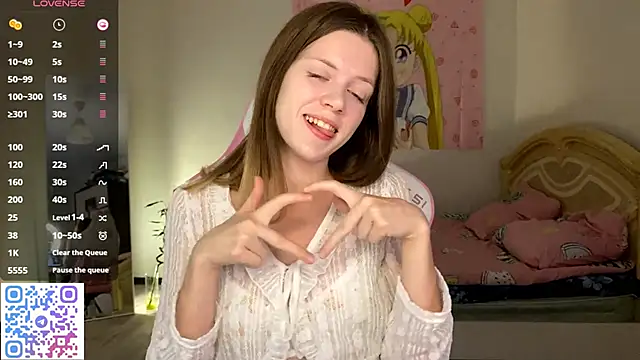 VibeQueenLucy online show from 11.10.25