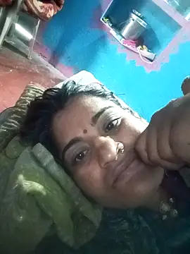 Hansini Gowda online show from 10.28.25