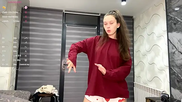 CharlynDini online show from 10.08.25