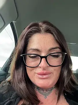 IrishmilfAnna online show from 03.31.26