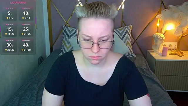 AlexandraGreen online show from 11.23.25