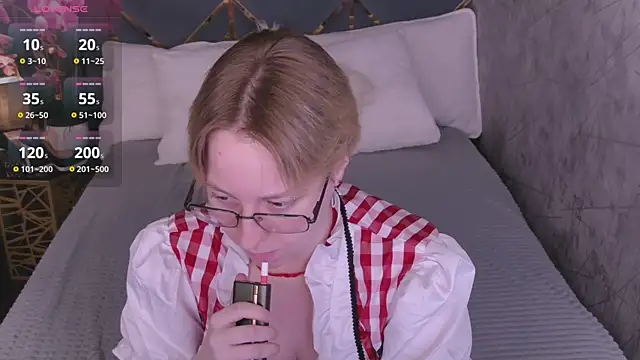 AlexandraGreen online show from 06.14.26