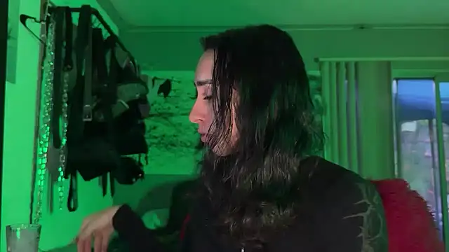 xoFrankie online show from 04.02.26