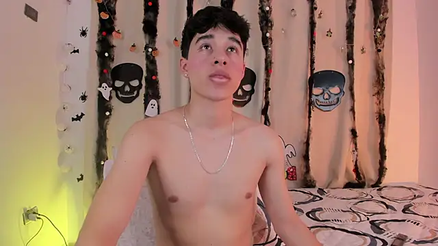 Snapshot of mrhot_night chatting on 10.26.25 mrhot night online show from 10.26.25