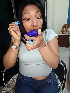 Snapshot of pocahontas_nex chatting on 11.28.25 pocahontas nex online show from 11.28.25