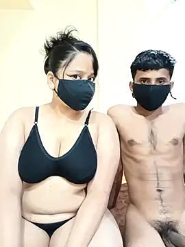 Beautiful couple 70 online show from 02.12.26