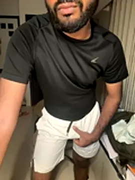 Snapshot of desi_indicoc chatting on 11.24.25 desi indicoc online show from 11.24.25