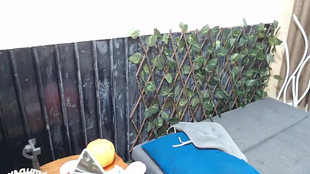 chris hot asian loverboy online show from 11.26.25