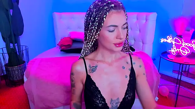 Snapshot of JessicaSky_ chatting on 10.20.25 JessicaSky online show from 10.20.25