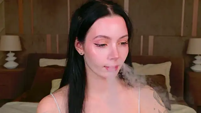 Snapshot of Goldy_Stark chatting on 09.25.25 Goldy Stark online show from 09.25.25