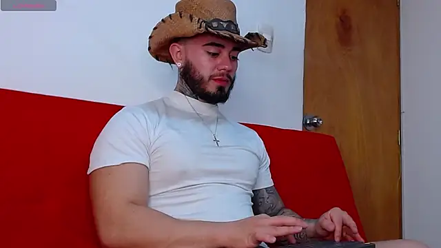 Snapshot of tommyblessd1 chatting on 09.09.25 tommyblessd1 online show from 09.09.25