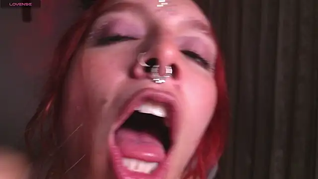 Snapshot of bri_von_dhara__ chatting on 12.01.25 bri von dhara online show from 12.01.25