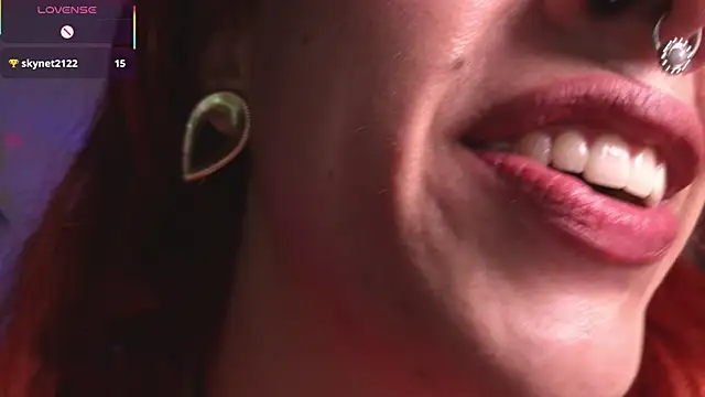 Snapshot of bri_von_dhara__ chatting on 01.12.26 bri von dhara online show from 01.12.26