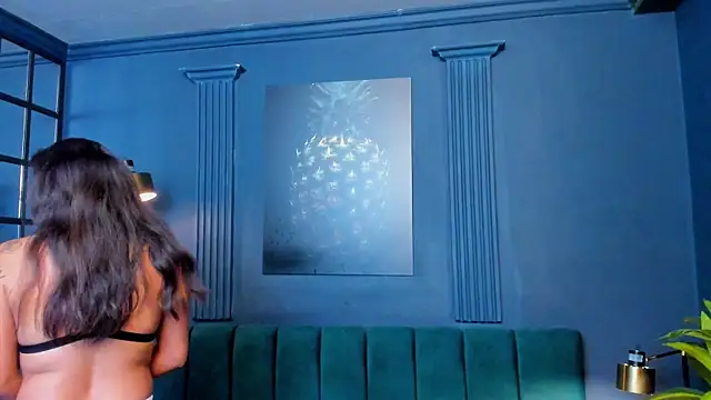 Snapshot of aliceandsia chatting on 09.20.25 aliceandsia online show from 09.20.25