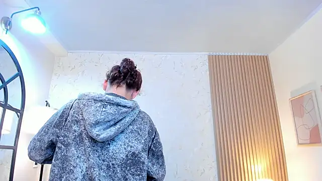 aliceandsia online show from 04.09.26